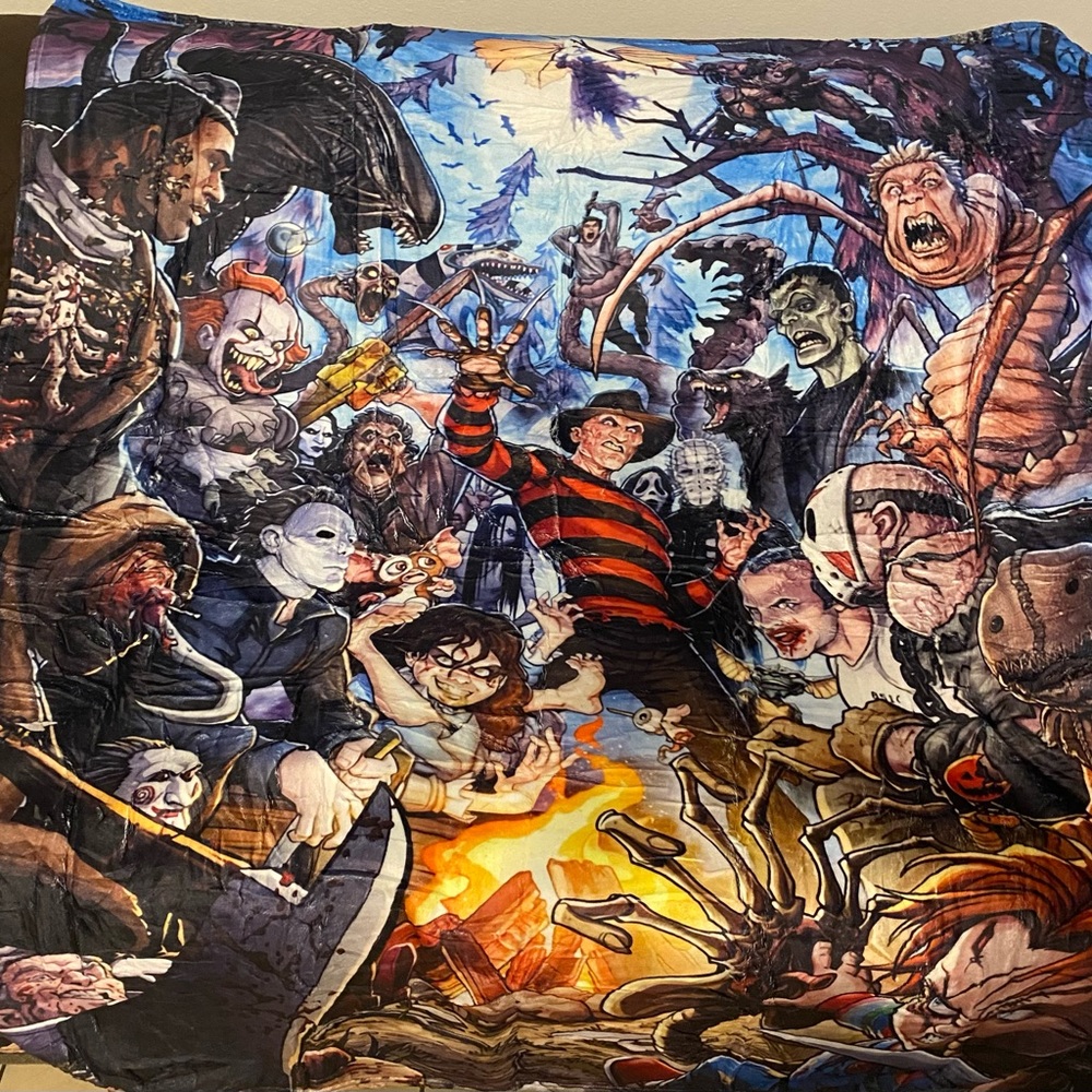 Horror movies throw blanket